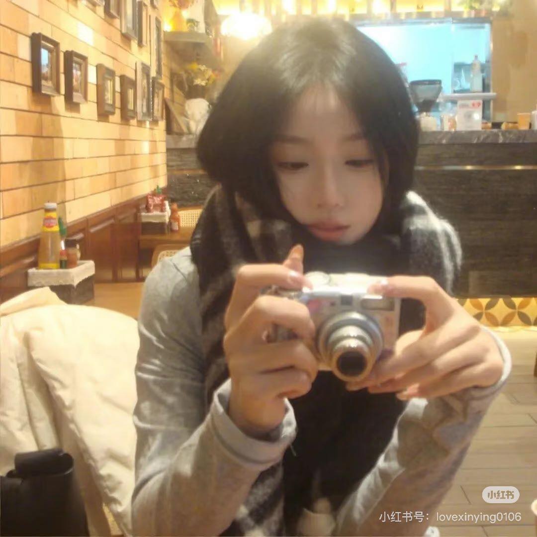 Trọng Sinh Vào Ngày Mẹ Tỷ Phú Leo Everest